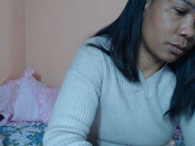 Rsylvie live webcam show