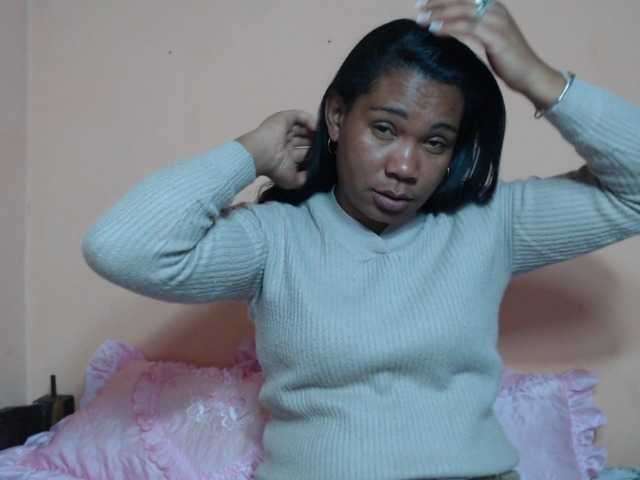 Rsylvie live webcam show
