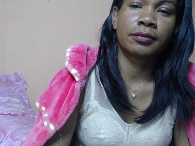 Rsylvie live webcam show