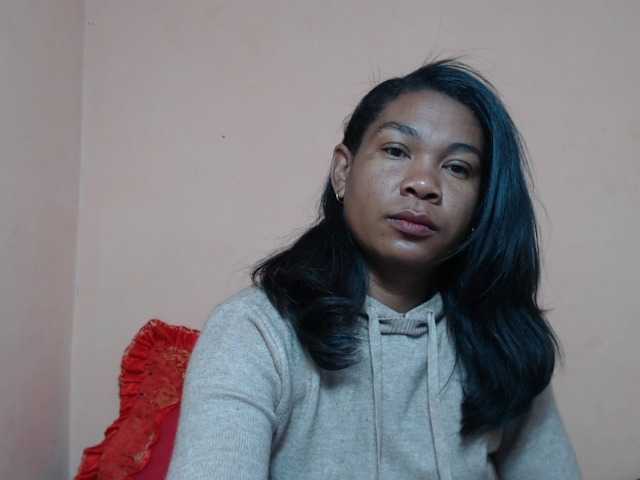 Rsylvie live cam on BongaCams