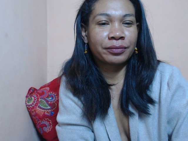 Rsylvie live cam on BongaCams