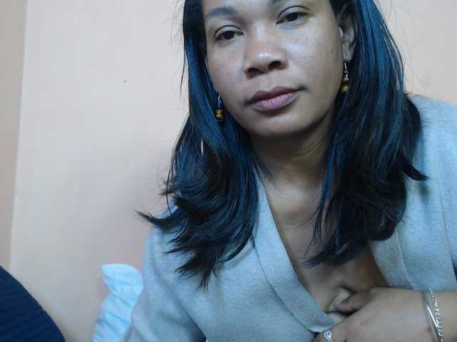 Rsylvie live cam on BongaCams