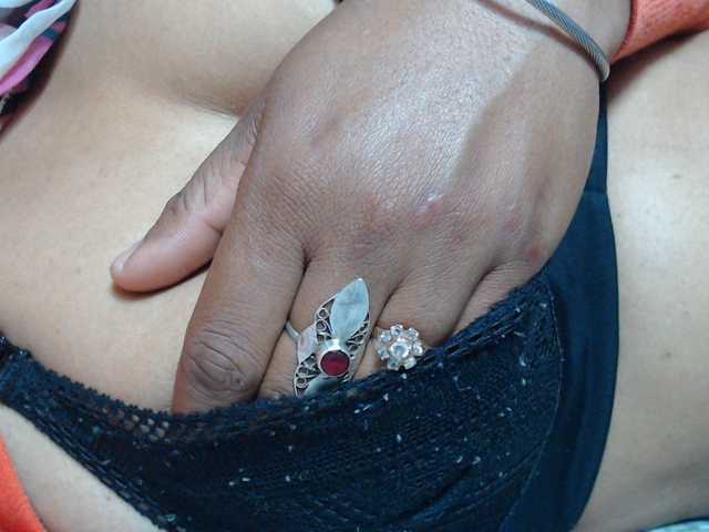 Rsylvie live webcam show