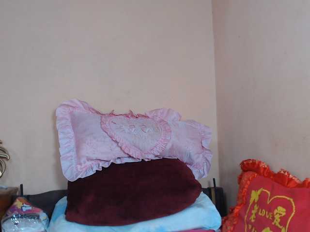 Rsylvie live cam on BongaCams