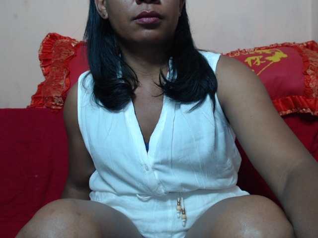 Rsylvie live cam on BongaCams