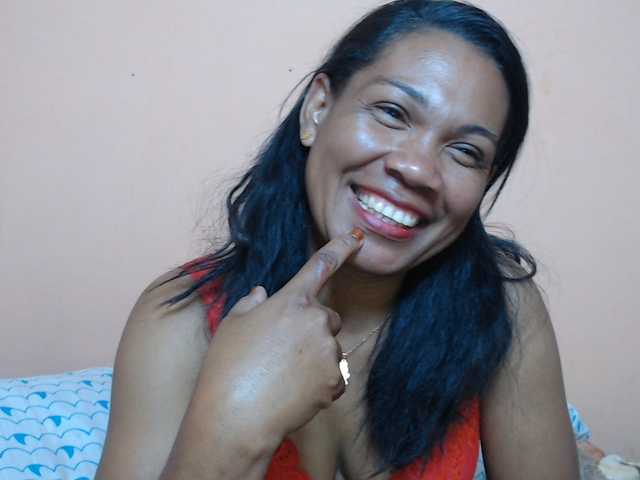 Rsylvie live cam on BongaCams