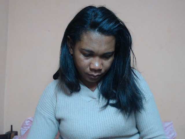 Rsylvie live webcam show