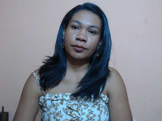 Rsylvie live cam on BongaCams