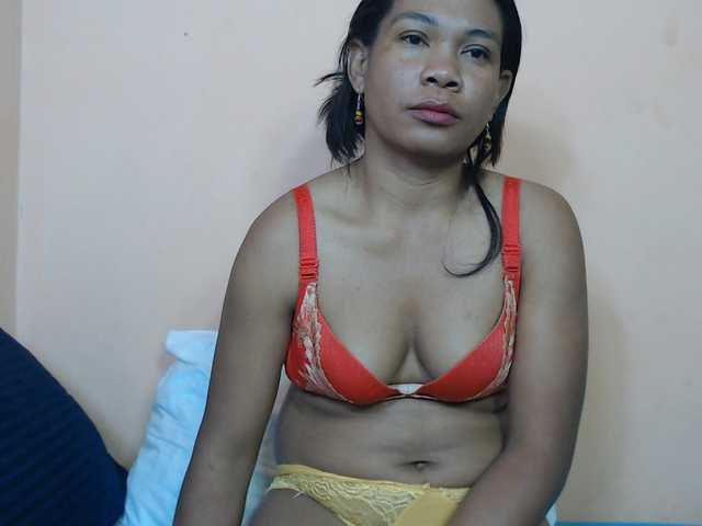 Rsylvie live cam on BongaCams