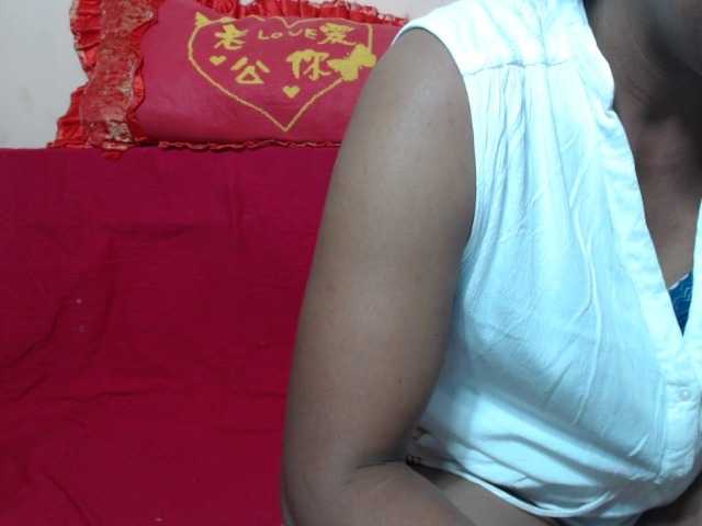 Rsylvie live cam on BongaCams