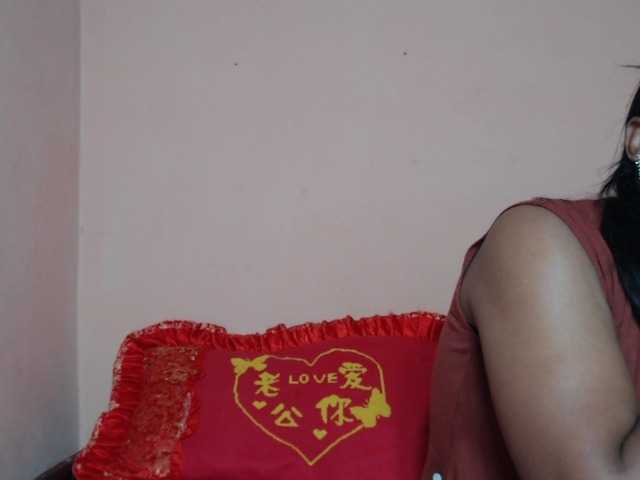 Rsylvie live cam on BongaCams