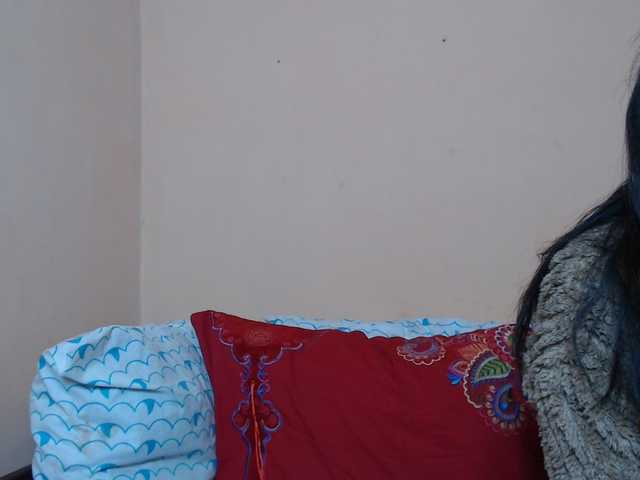 Rsylvie live cam on BongaCams