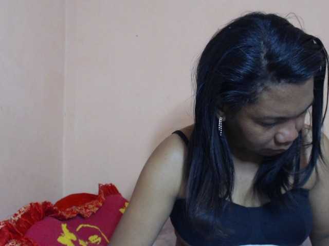 Rsylvie live cam on BongaCams