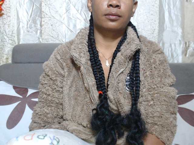 Rsylvie vous attend pour discuter, flirter et plus sur bongacams