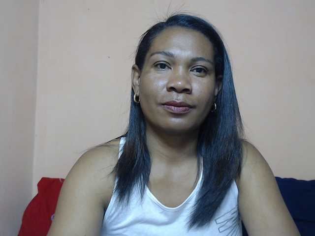 Rsylvie live cam on BongaCams
