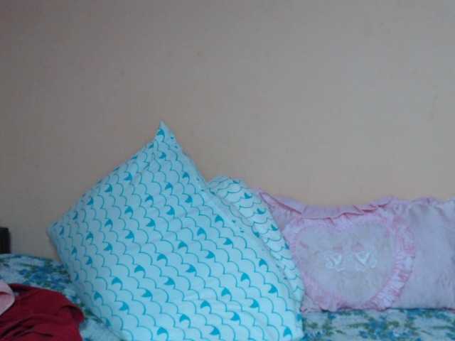 Rsylvie live webcam show