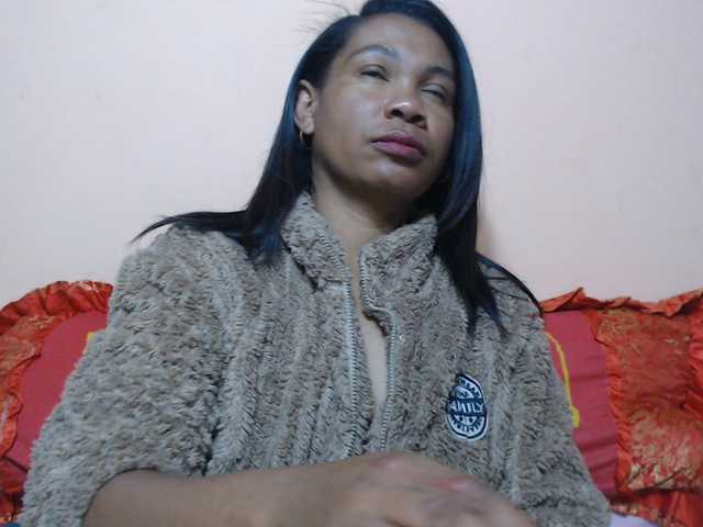 Rsylvie live cam on BongaCams