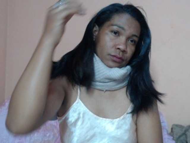 Rsylvie live webcam show
