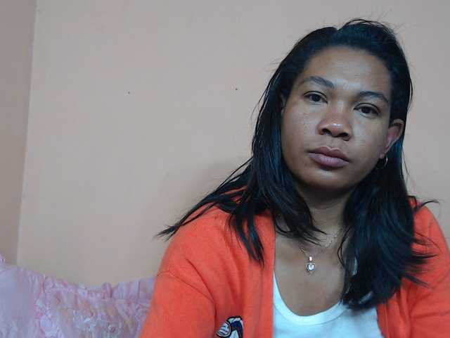 Rsylvie live cam on BongaCams