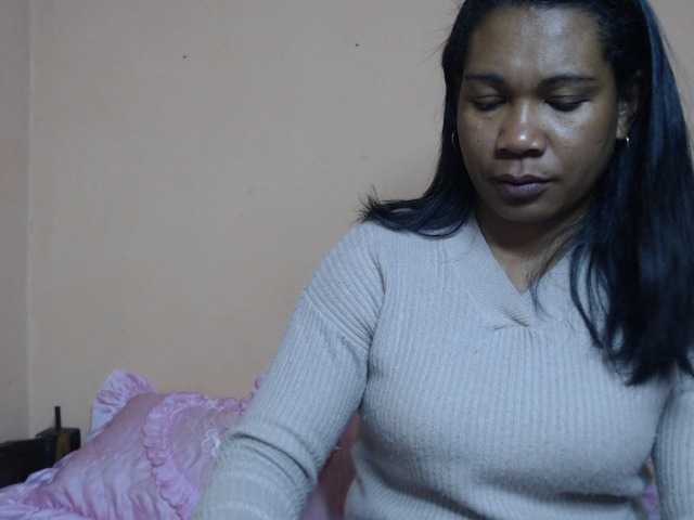 Rsylvie live webcam show