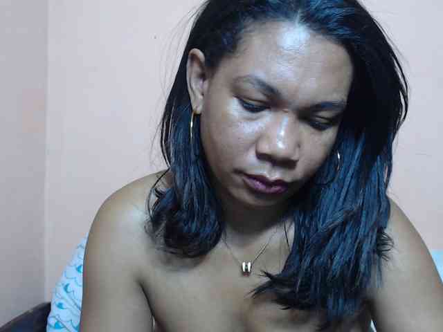 Rsylvie Live Webcam on BongaCams