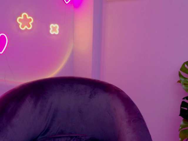 CateLong's BongaCams show and profile