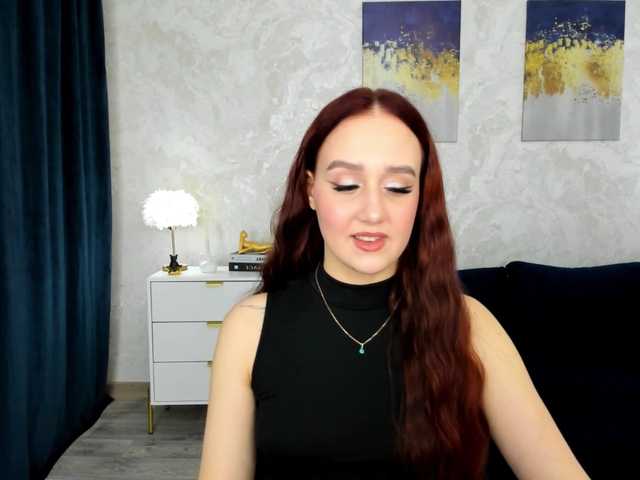 SabrinaCandi live cam on BongaCams