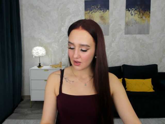 SabrinaCandi live cam on BongaCams
