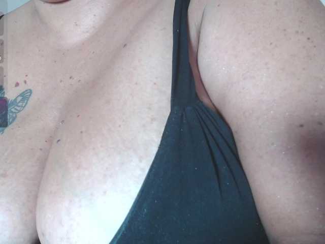 birdydavis69 live cam on BongaCams