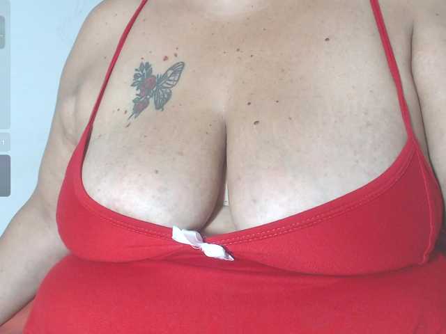 birdydavis69 live cam on BongaCams