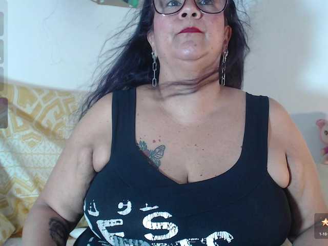 birdydavis69 live cam on BongaCams