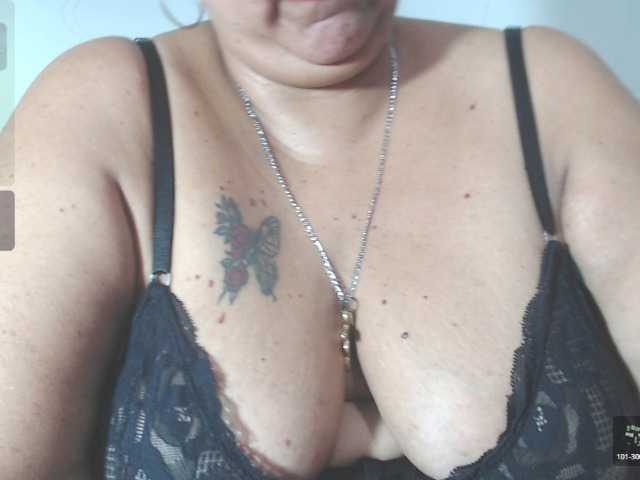 birdydavis69 live cam on BongaCams