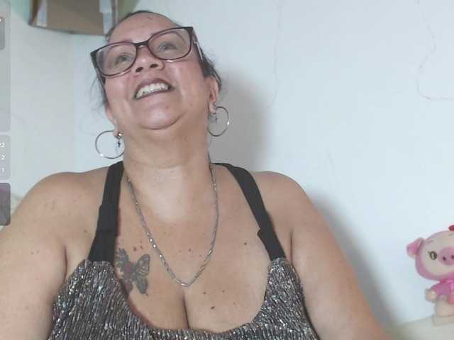 birdydavis69 live cam on BongaCams