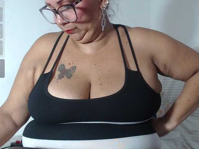birdydavis69 live cam on BongaCams