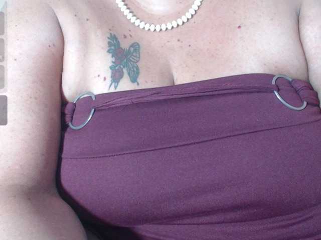 birdydavis69 live cam on BongaCams