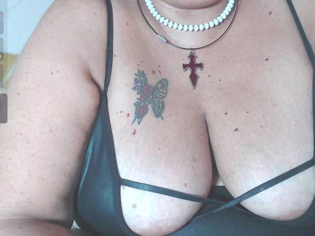 birdydavis69 live cam on BongaCams