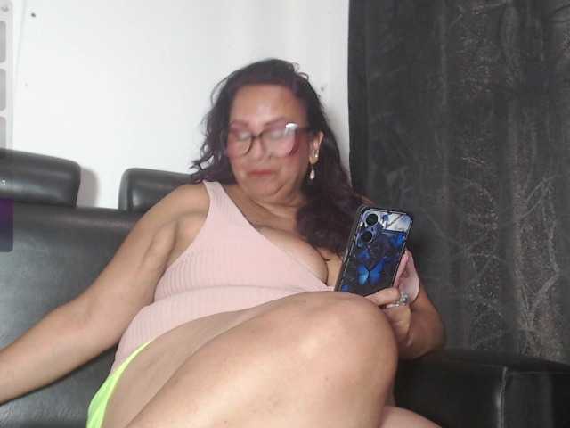 birdydavis69 live cam on BongaCams