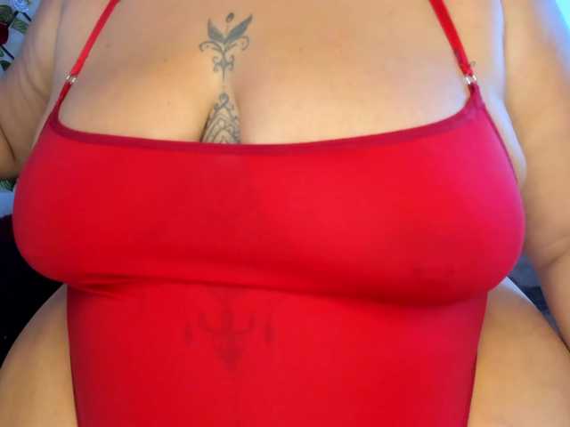 Anyrebels live cam on BongaCams