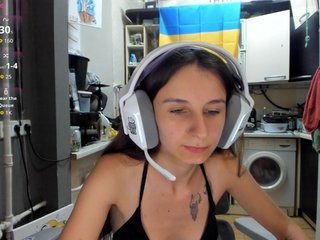 KikNika Porn Show