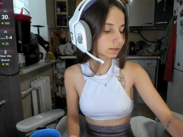 KikNika live cam on BongaCams