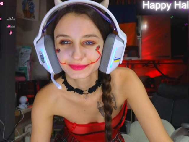 KikNika live cam on BongaCams