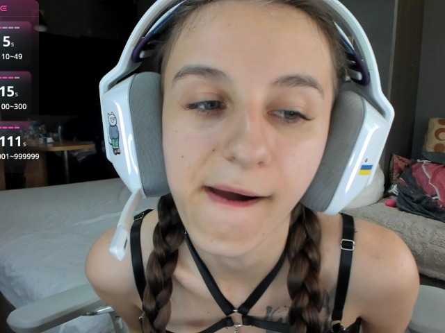 KikNika live cam on BongaCams
