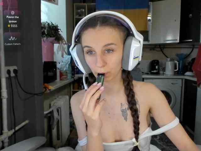 KikNika webcam