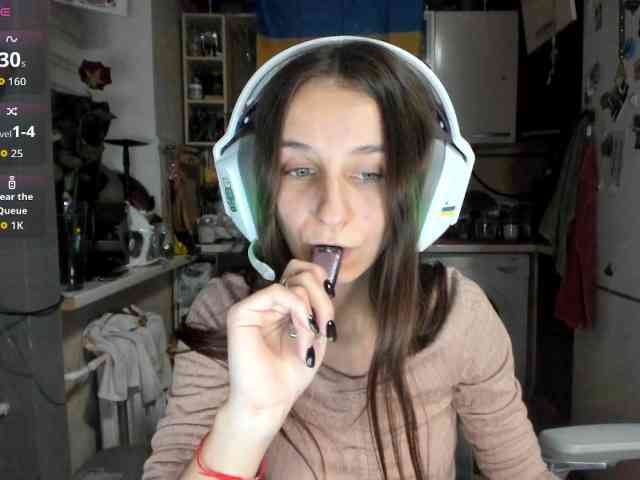 KikNika - Girl 