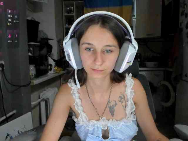KikNika webcam