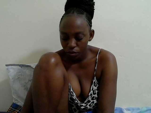 Anitah1 live cam on BongaCams