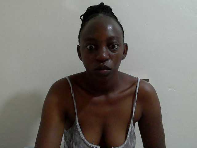 Anitah1 live cam on BongaCams