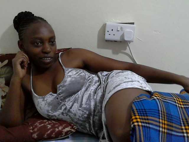 Anitah1 live cam on BongaCams
