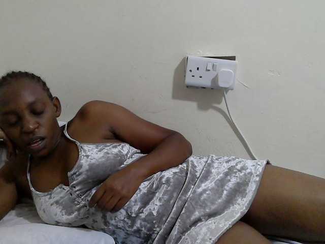 Anitah1 live cam on BongaCams