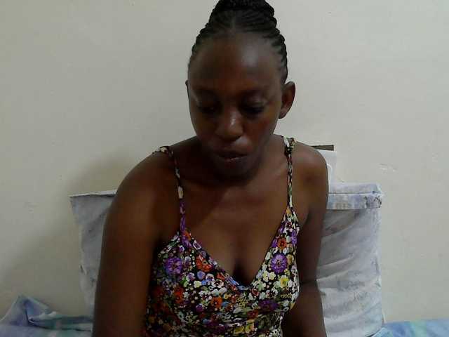 Anitah1 live cam on BongaCams